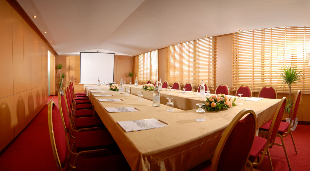 Hotel La Maison Blanche Тунис Экстерьер фото Meeting room