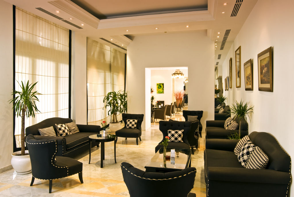 Hotel La Maison Blanche Тунис Экстерьер фото The lobby of the hotel